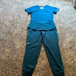 Sketchers dark teal scrub set